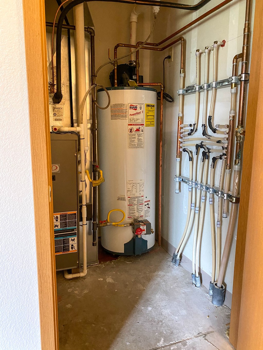 Hamilton Knolls Unit 10 Furnace Room