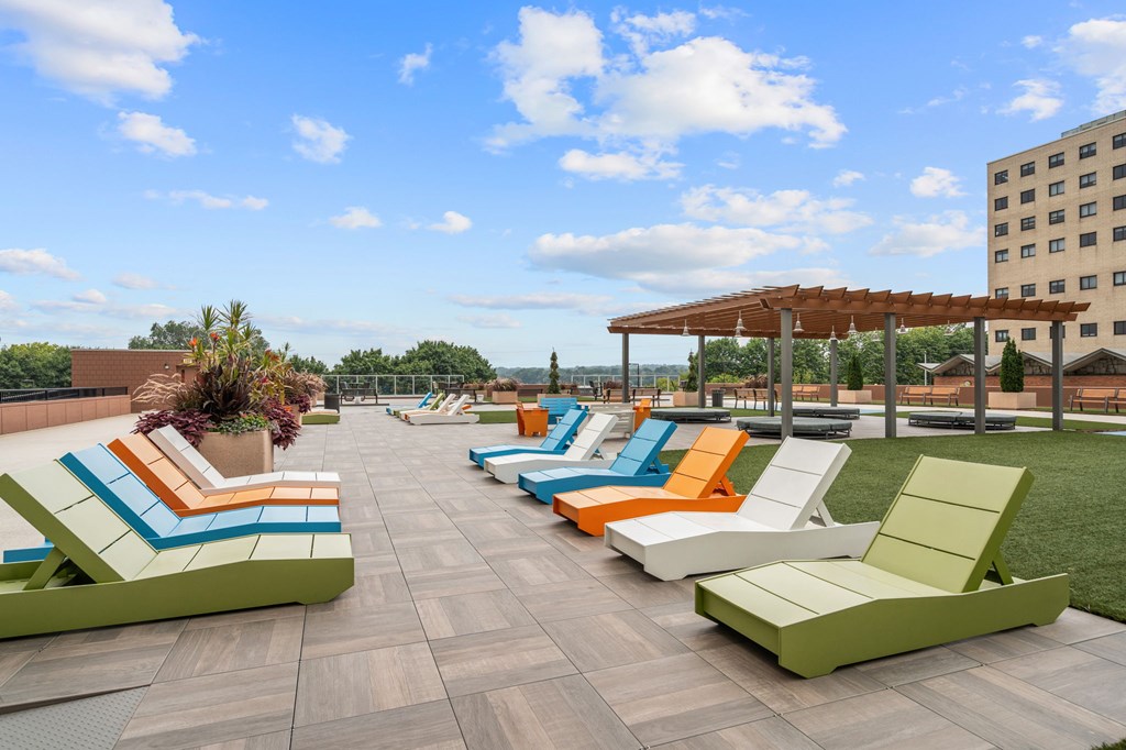Sundeck at Kellogg Square in Saint Paul, MN 55101