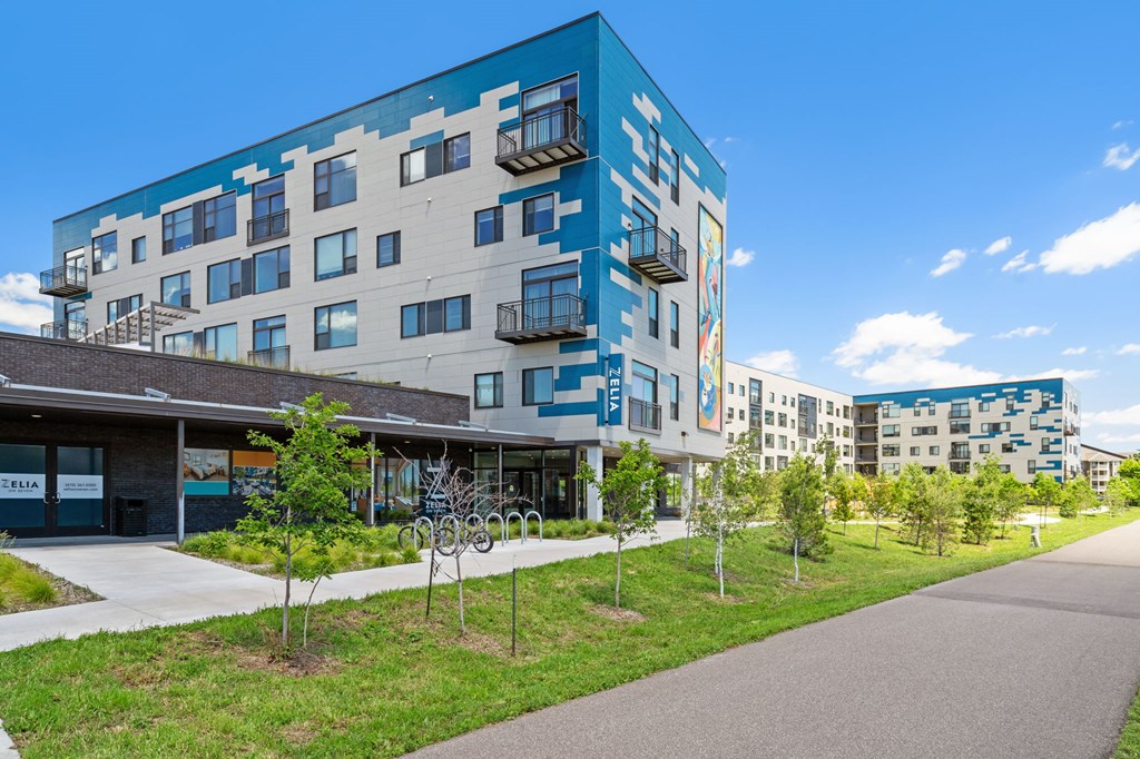 Exterior view at Zelia on Seven, St Louis Park