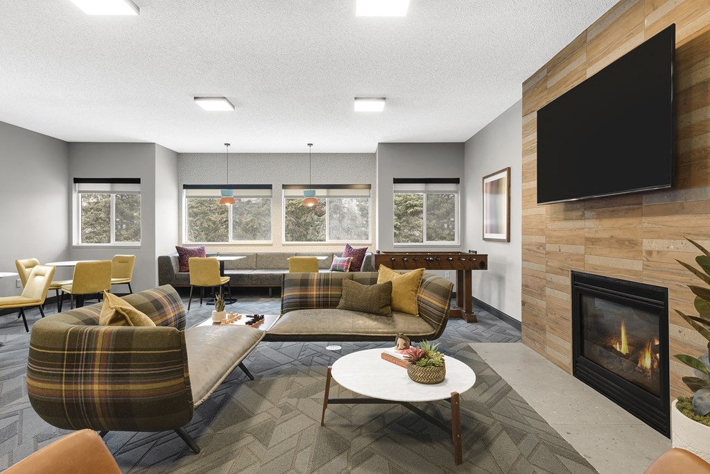 Clubroom With TV at Shadow Hills, Plymouth