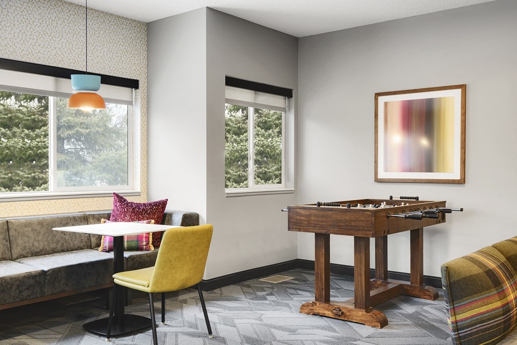 Lounge at Shadow Hills, Plymouth, 55442