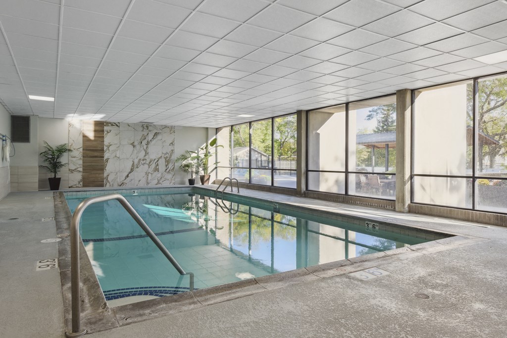 Indoor Pool Indoor Pool at The Edina Towers, Edina, Minnesota
