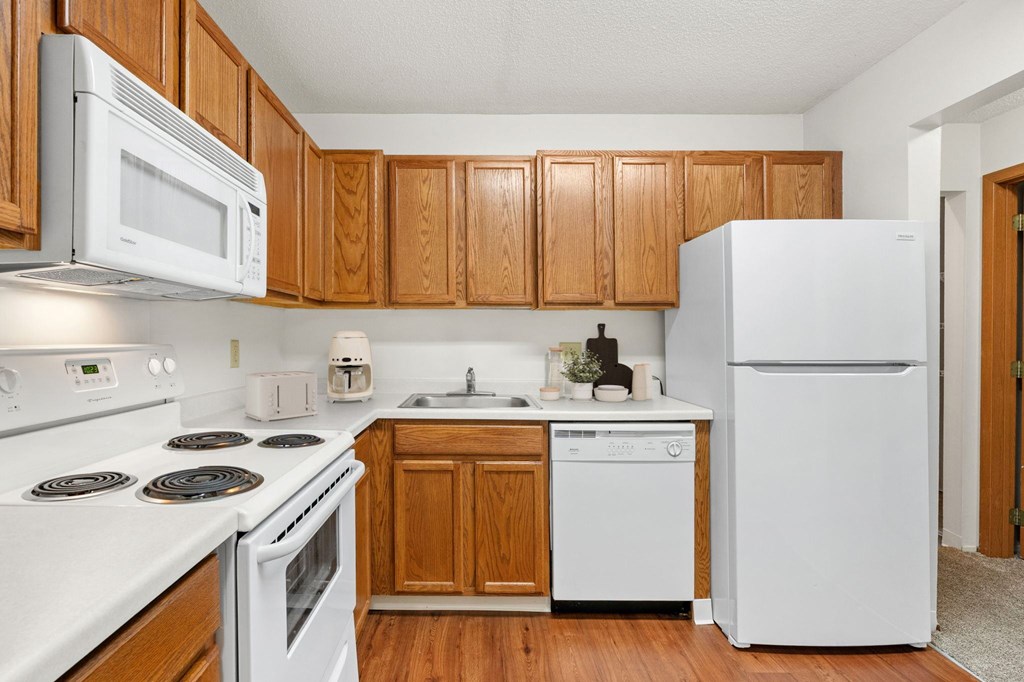 Willow Pond Apartments in Burnsville, MN Kitchen