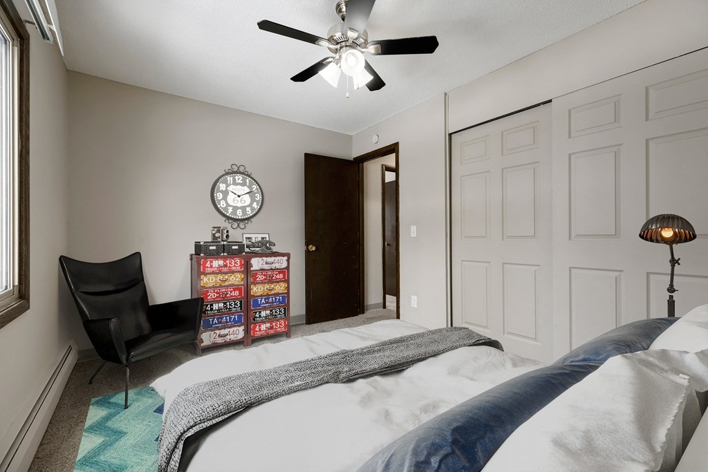 Gorgeous Bedroom Gorgeous Bedroom at Garden Grove, New Brighton, 55112