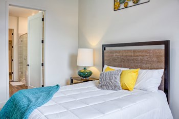 Bedroom Bedroom at Central Park West, Minnesota - Photo Gallery 4