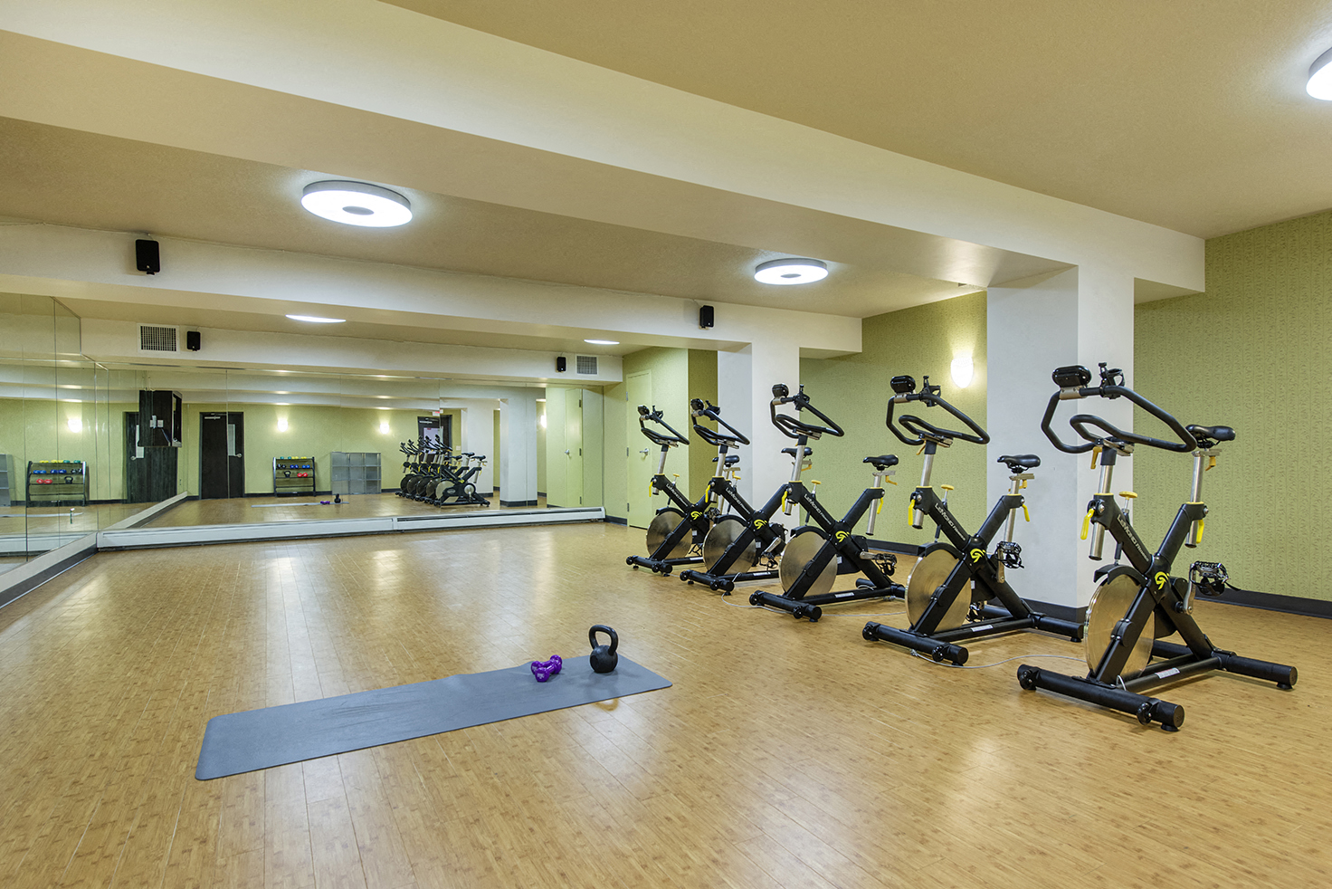 Group Fitness at Axon Green, Minneapolis