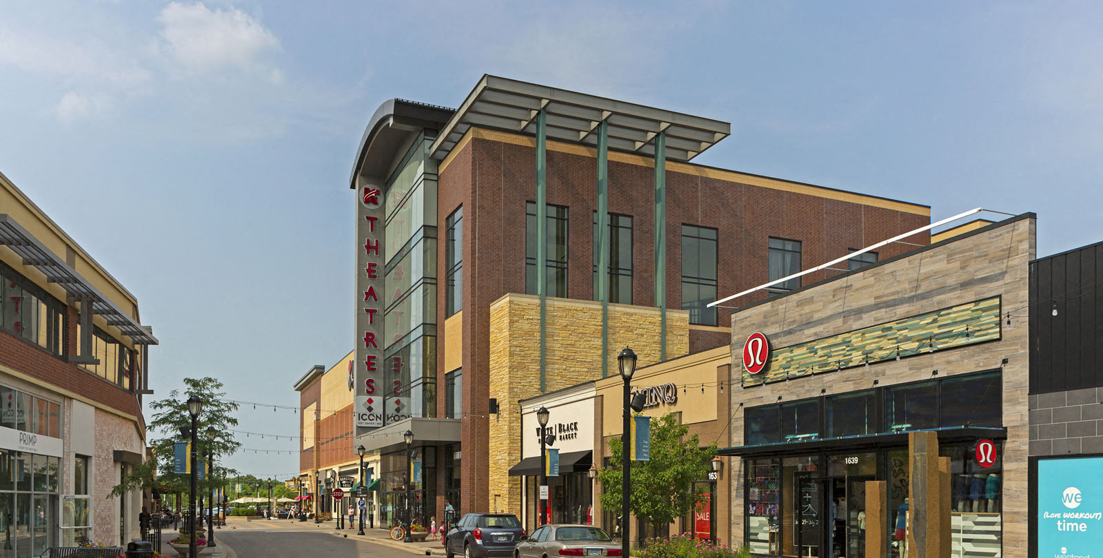The Gables at Park Pointe Apartments in St. Louis Park, MN Shops at West End