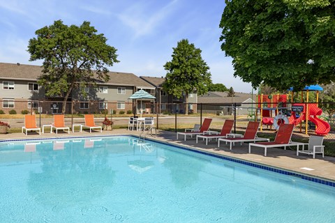 Sparkling Pool at Hidden Valley, Savage
