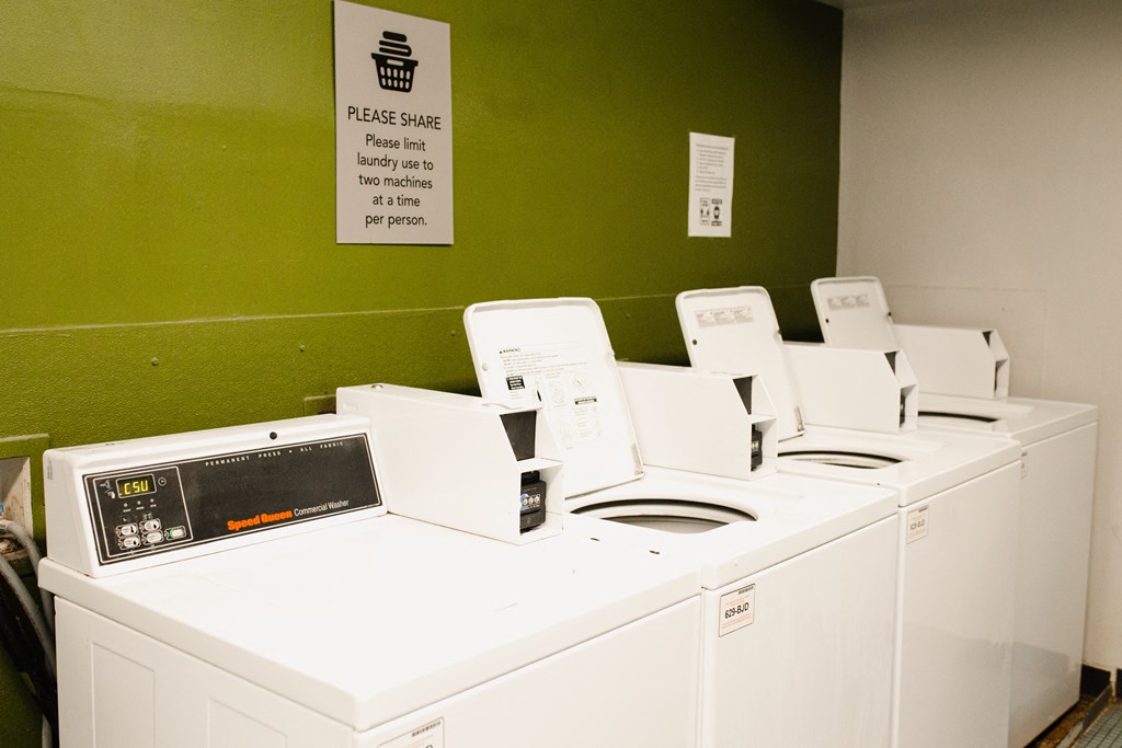 Winslow Commons Laundry Room