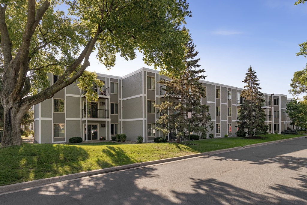 Exterior Landscape at Lou Park, Minnesota, 55426