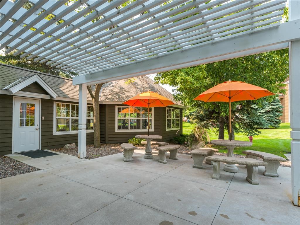 Exterior Picnic Area at Mallard Ridge, Minnesota, 55369