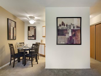 Regency Hill Dining Room Regency Park Apartments in North St. Paul, MN Dining Room - Photo Gallery 3