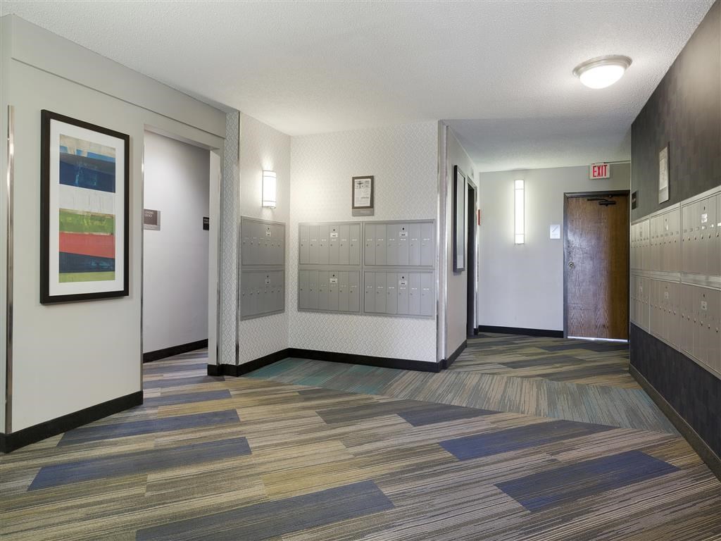 Oakwood Apartments in Plymouth, MN Lobby