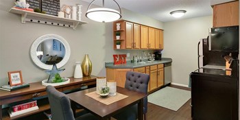 Willow Creek Dining Room Willow Creek Apartments in Plymouth, MN Dining Room - Photo Gallery 2