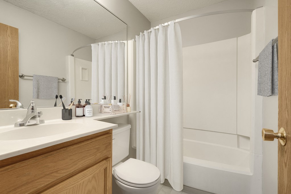 Bathroom With Bathtub at Medicine Lake Apartments, Plymouth, 55441