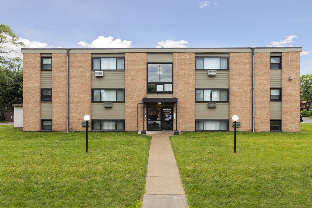 Northeast Villas Apartments in Fridley, MN Front Door of Building