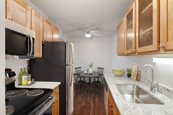 4820 Highway 7 Studio-3 Beds Apartment for Rent - Photo Gallery 2