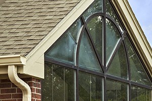 Regency Woods Apartments in Minnetonka, MN Building Exterior