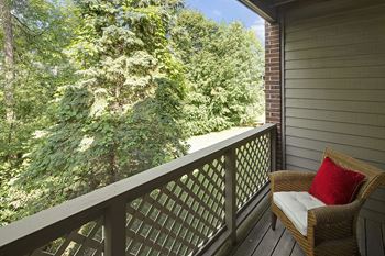 Regency Woods Apartments in Minnetonka, MN Private Balcony