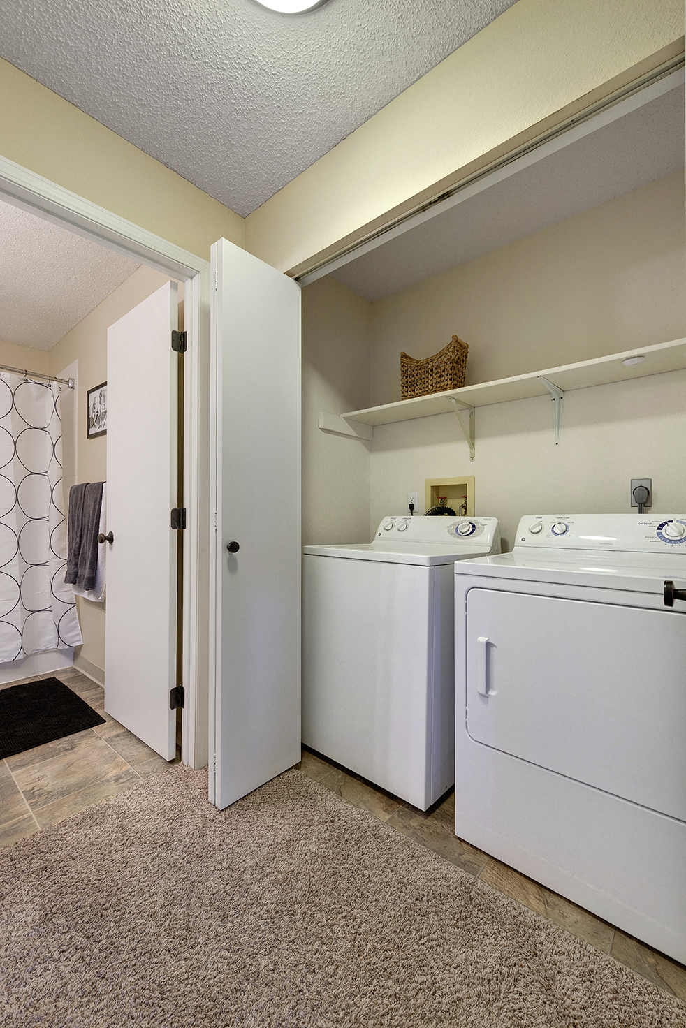 Laundry Room at Regency Woods, Minnetonka, MN