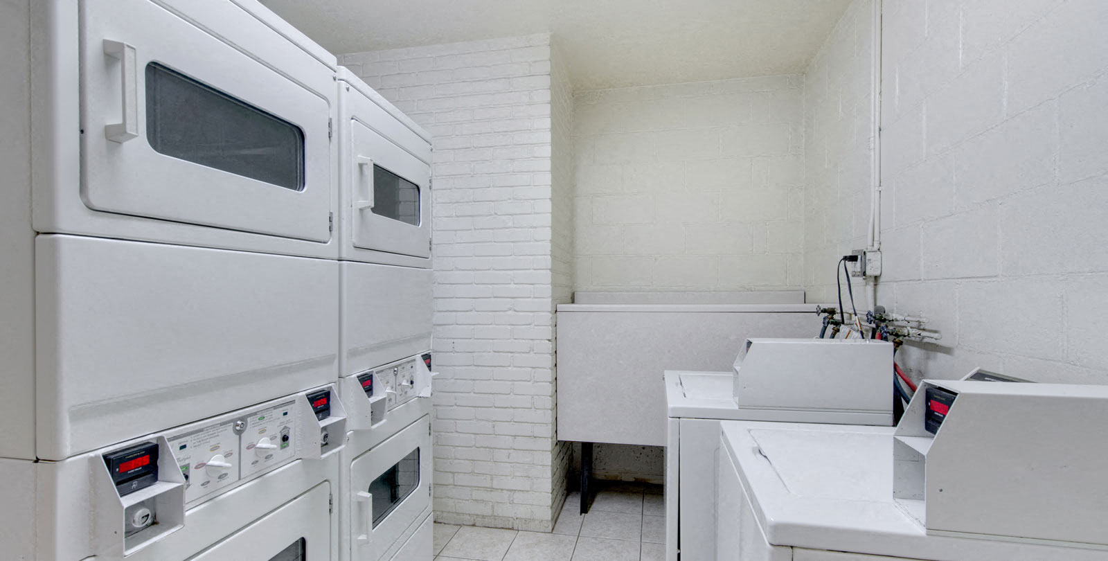 24/7 Laundry Room at Ridgewood Arches Apartments