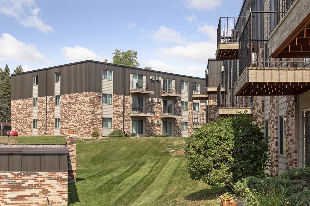 Green Outdoor Spaces at Silver Ridge, Maplewood