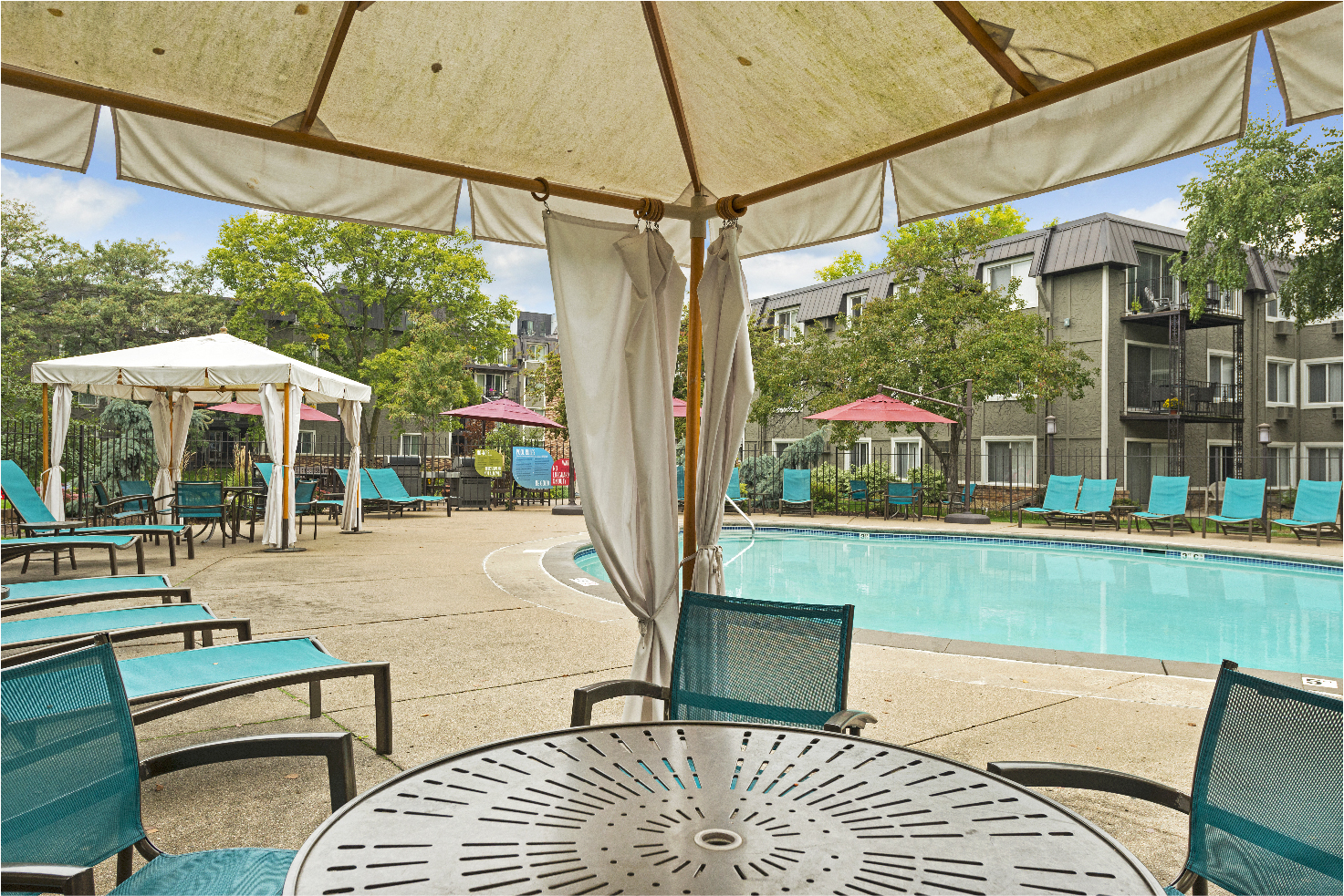 Outdoor Pool Cabana at Axon Green, Minneapolis, Minnesota