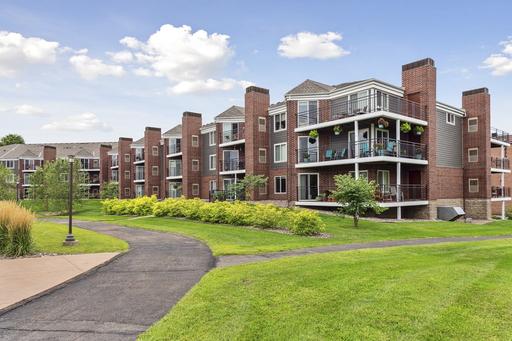 Lush Green Courtyard Wit Walking Paths at The Riverwood, Lilydale, MN, 55118