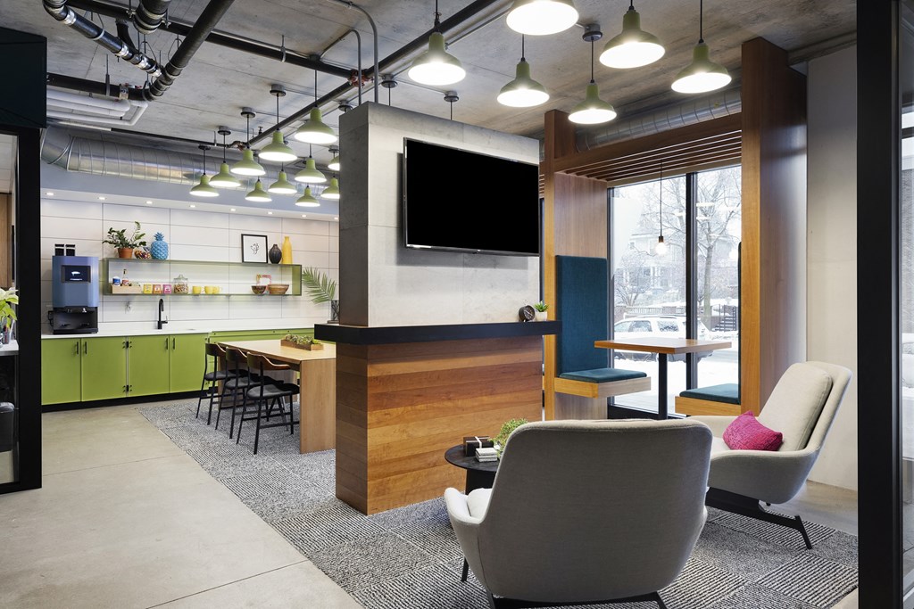 Living room with TV at The Whit, Minneapolis, MN