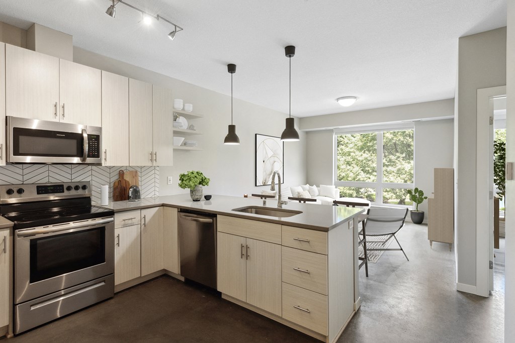 Stainless Steel Appliances Available at The Whit, Minneapolis, 55404