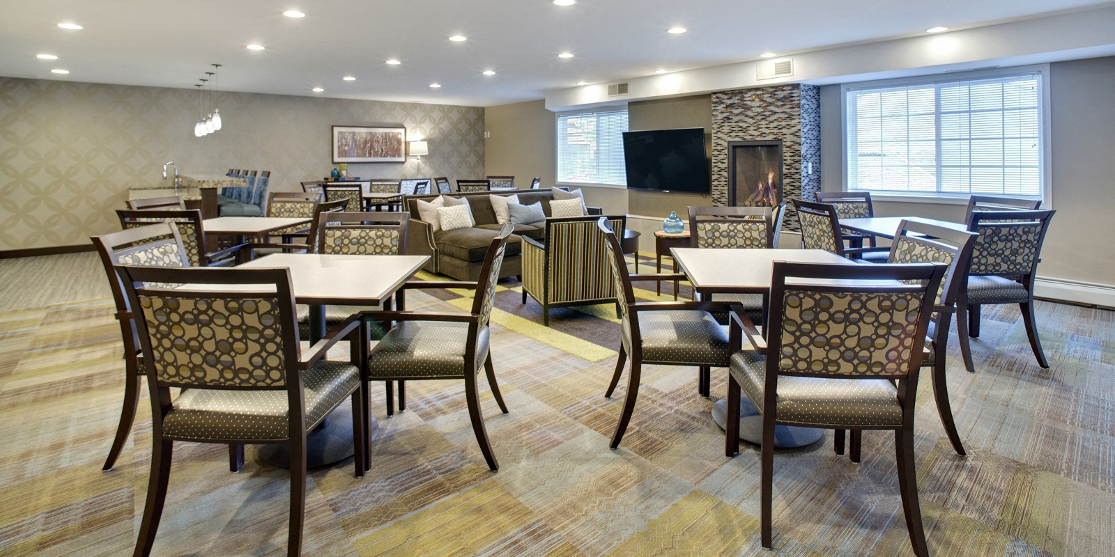 The Preserve at Commerce Apartments in Rogers, MN Community Room