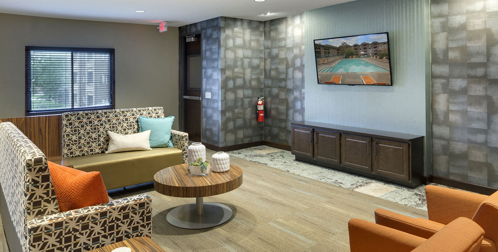 Community Room at Willow Creek, Plymouth, Minnesota