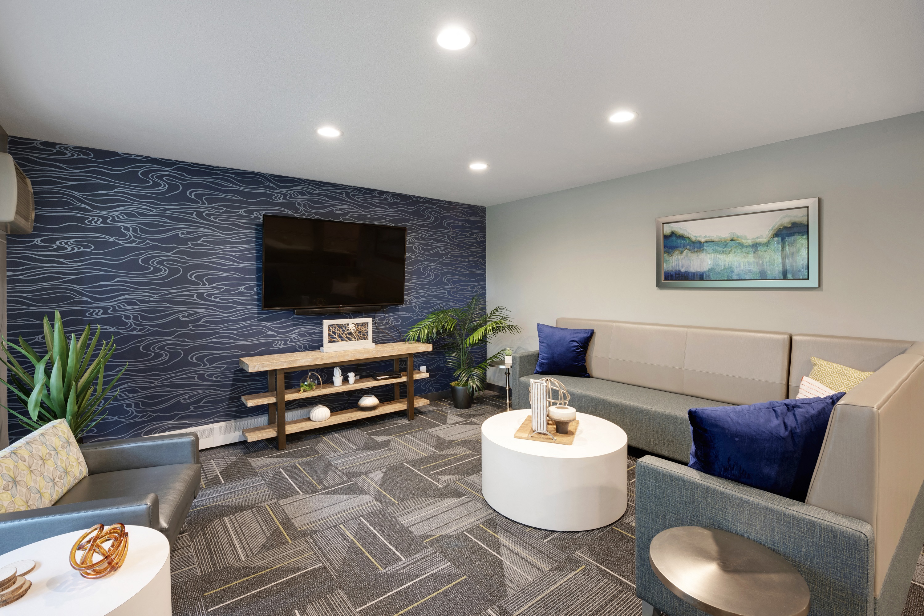 Lounge at Willow Pond, Minnesota