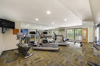 Fitness Center at Willow Pond, Burnsville, 55337
