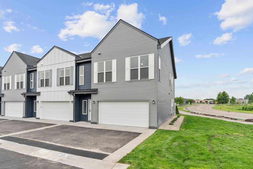 Garages Available at Townhomes at Preserve, Rogers, MN, 55374