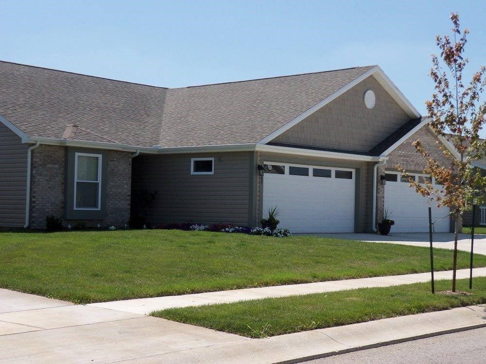 Property Exterior at Regency Preserve Apartments, Avon, IN, 46123