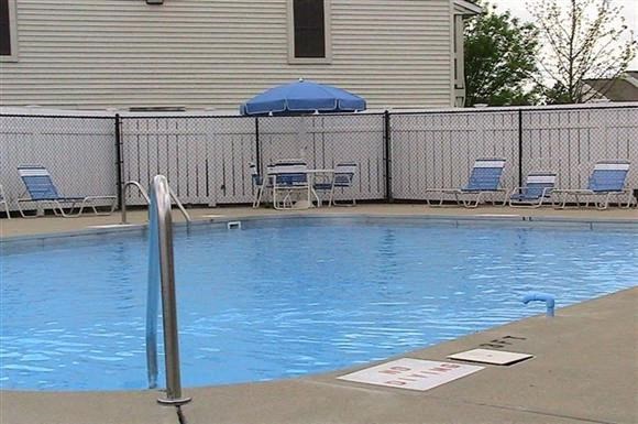 at Shaker Square, Lebanon, IN, 46052