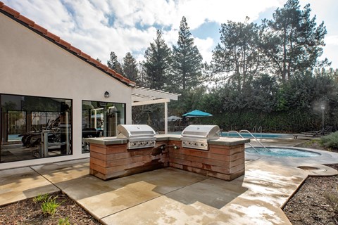 Vercanta Pleasanton | Pleasanton, CA | Grilling Station