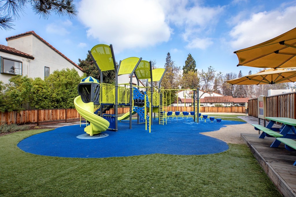 Vercanta Pleasanton | Pleasanton, CA | Playground