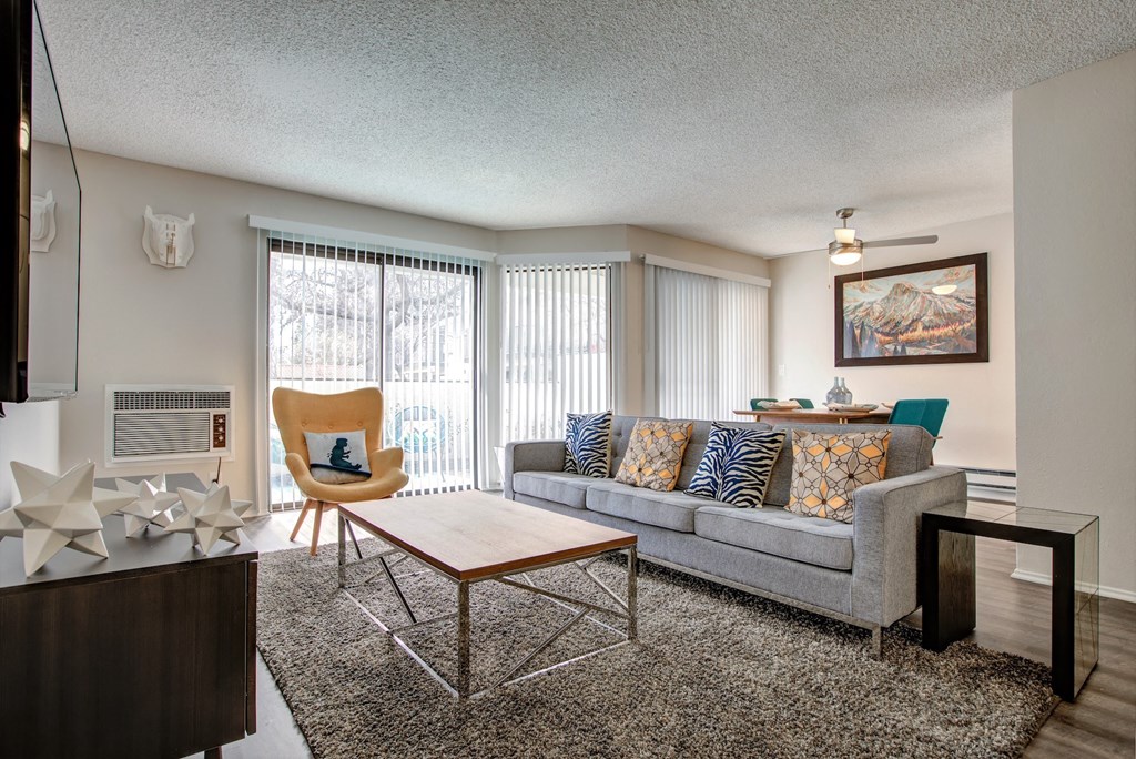 Vercanta Pleasanton | Pleasanton, CA | Living Room