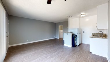 3258 Overland Avenue Studio-2 Beds Apartment for Rent Photo Gallery 1