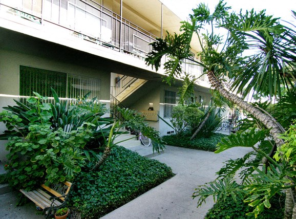 Venice Blvd Apartments | Los Angeles, CA | Exterior