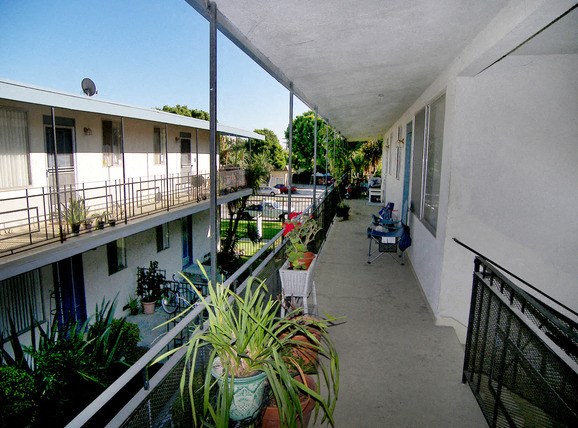 Venice Blvd Apartments | Los Angeles, CA | Exterior