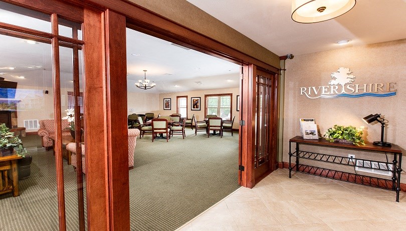 a view of the riversite lobby from the entrance
