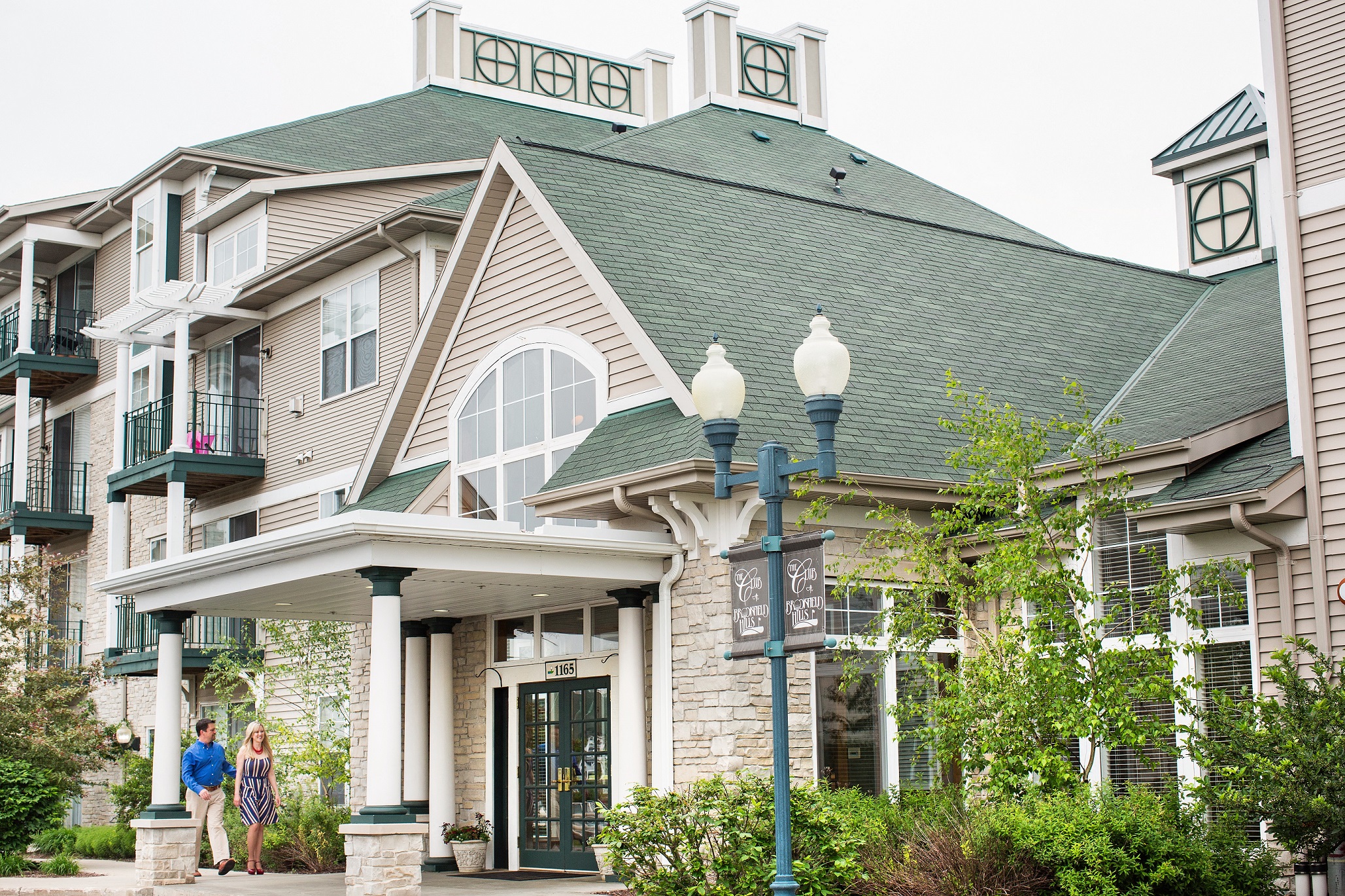 resort living, secure entry, golf course luxury Pinnacle