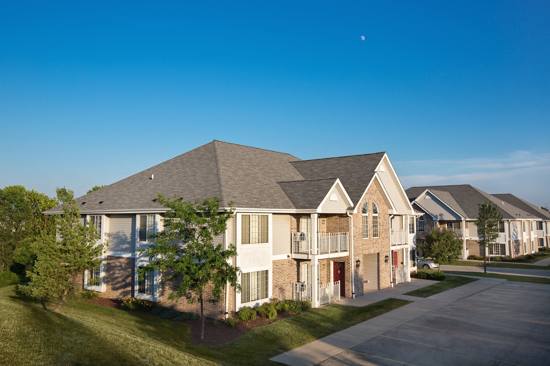 Private Entry. Dogs. Dog. Pet friendly. Open Grounds.