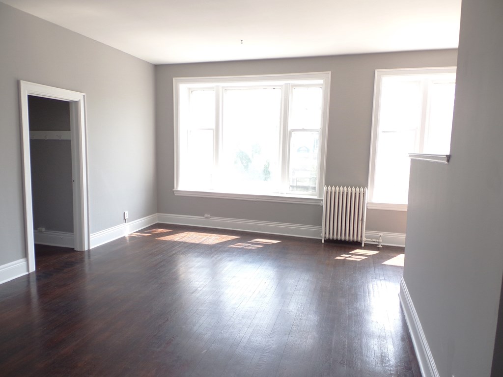 Living Room at 1000 Elmwood Ave Apartments Buffalo NY