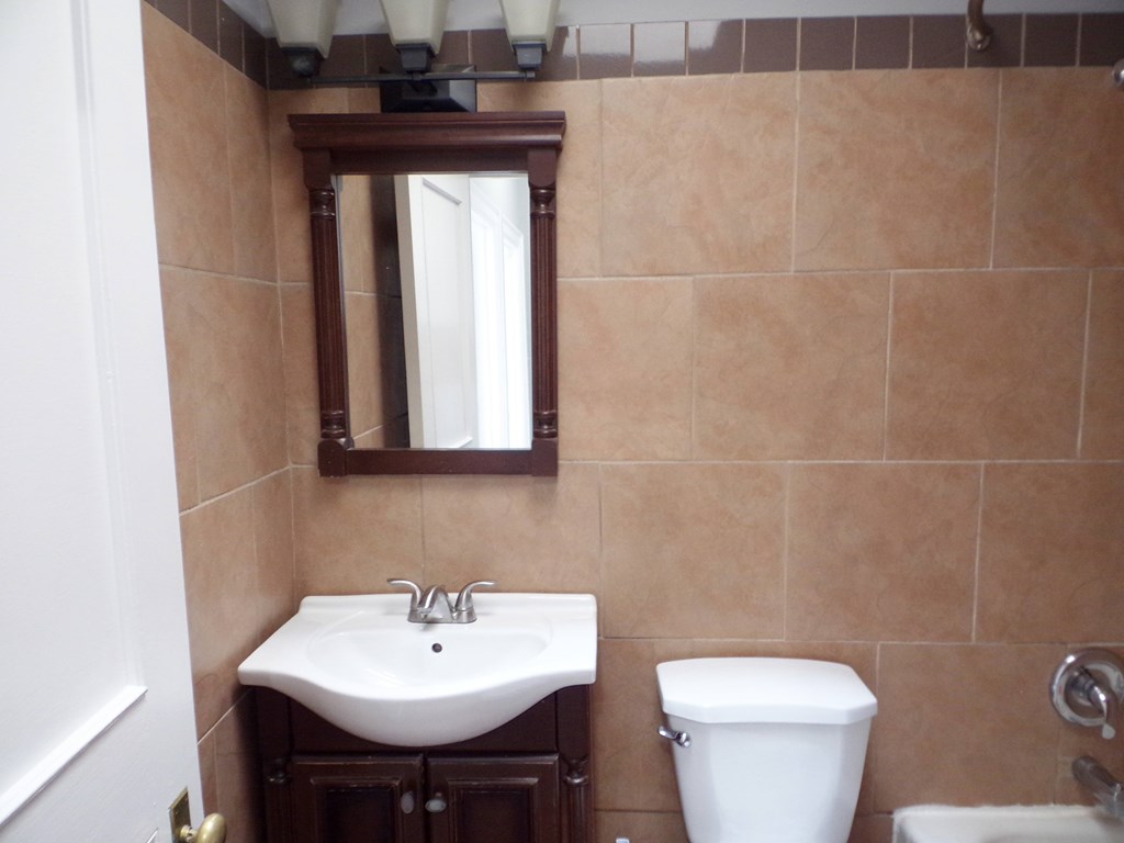 Bathroom at 1000 Elmwood Ave Apartments Buffalo NY