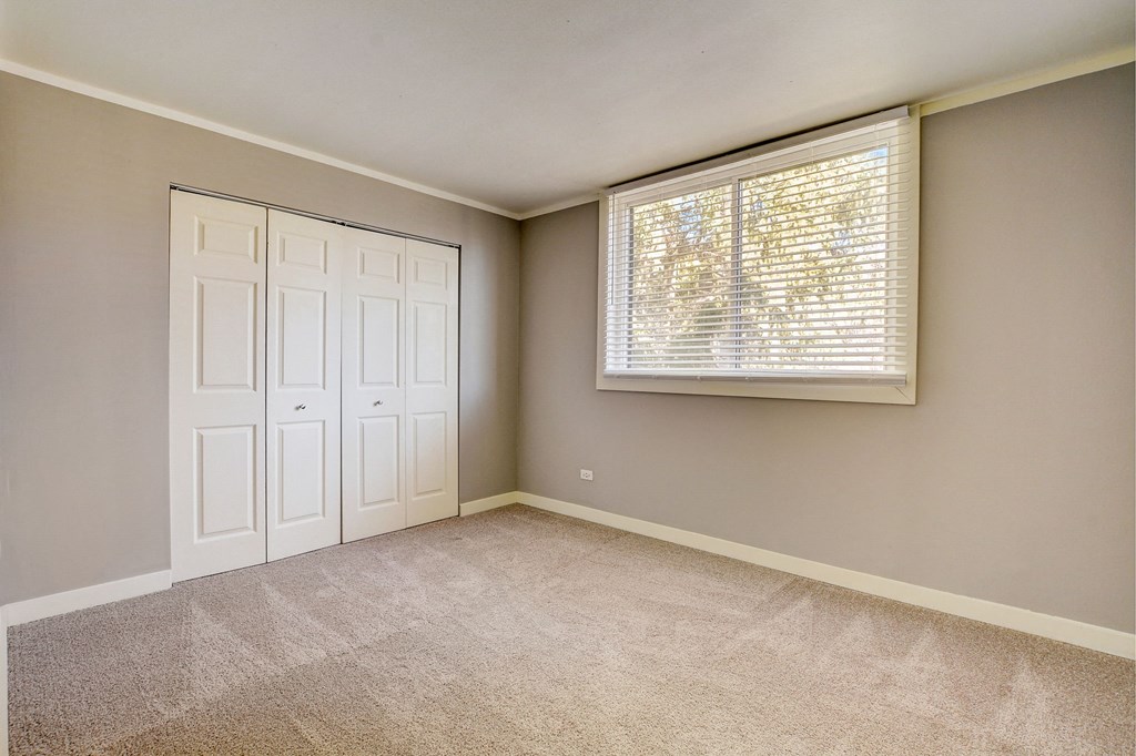 Apartment Home at Woodland Ridge Apartments at 3420 Joann Lane in Woodridge IL