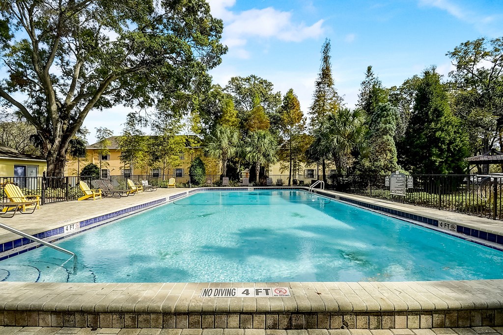 Swimming Pool at Fernwood Grove Apartments at 4900 MacDill Ave in Tampa, Florida